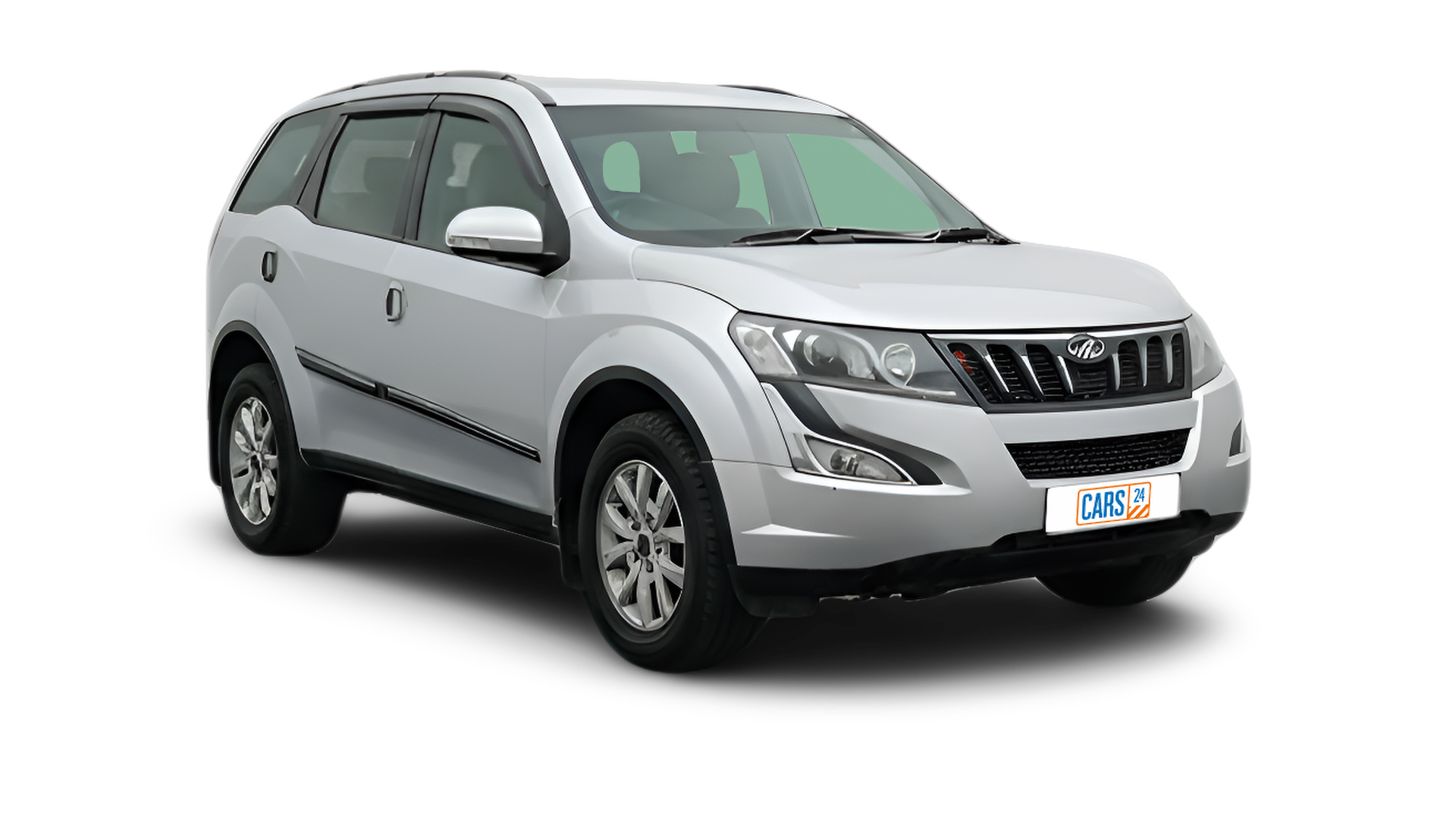 Mahindra XUV500-img